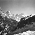 Dal Refuge du Glacier Blanc vista sull'Ailefroide